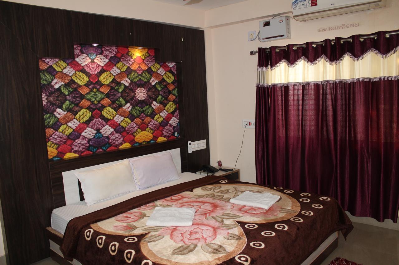 Hotel Sun Plaza-Near Konark Sun Temple- Couple Friendly-Best Choice Of Travellers Exterior photo
